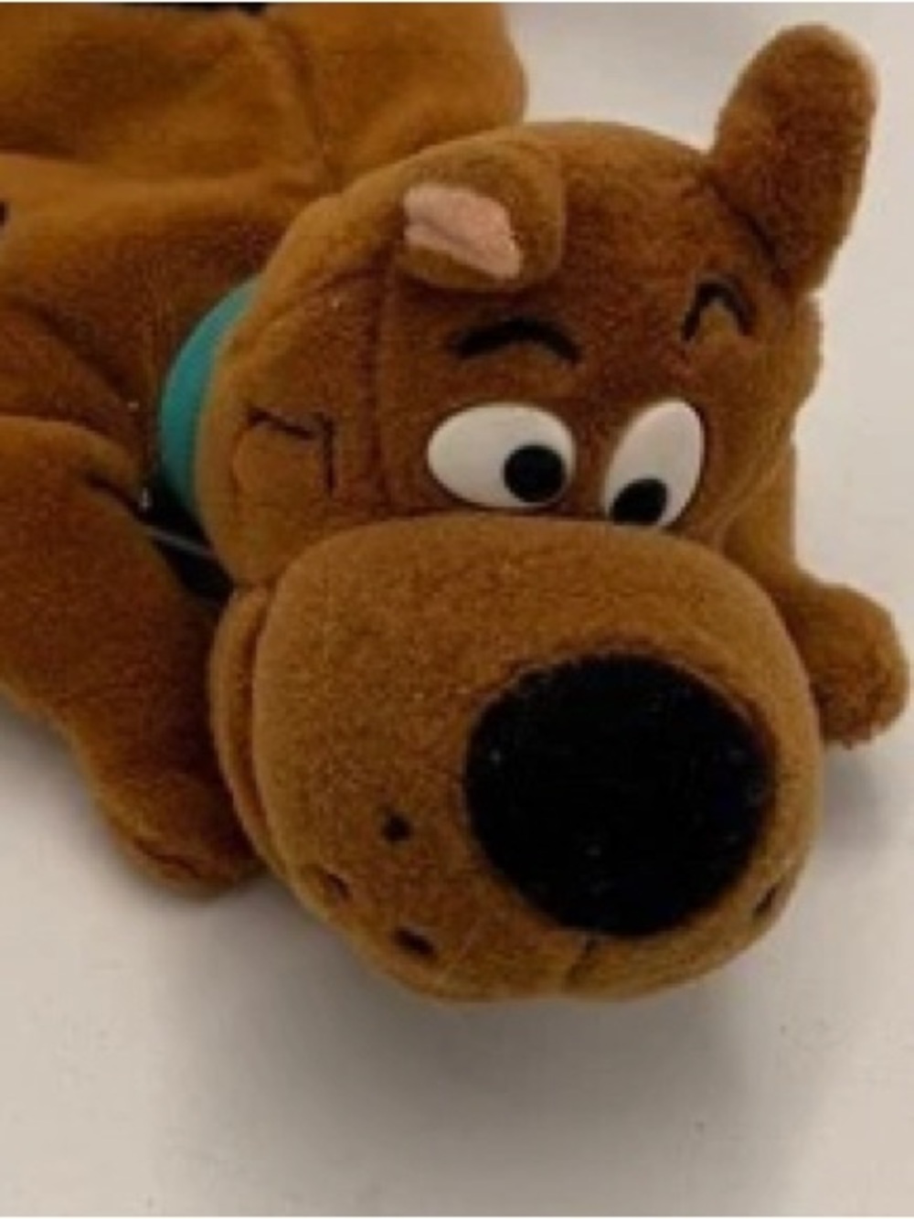 Scooby-Doo Plush Bean Bag Toy Brown 8" Mystery Inc Classic Cartoon Network